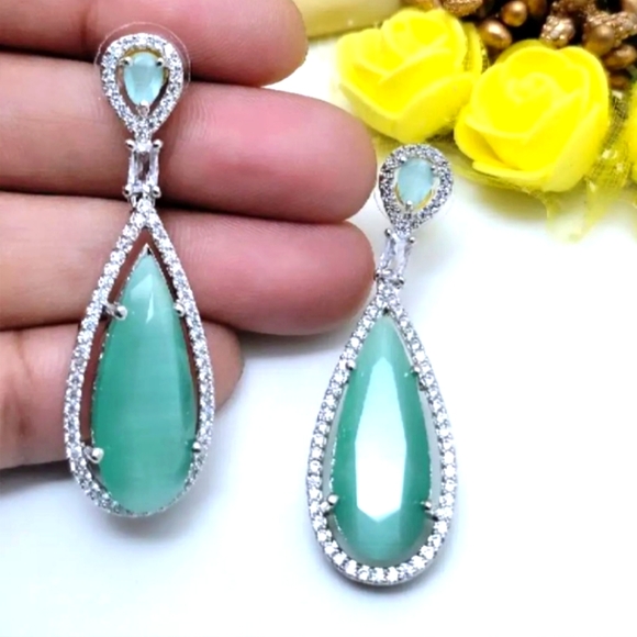AD mint earrings - Picture 1 of 1